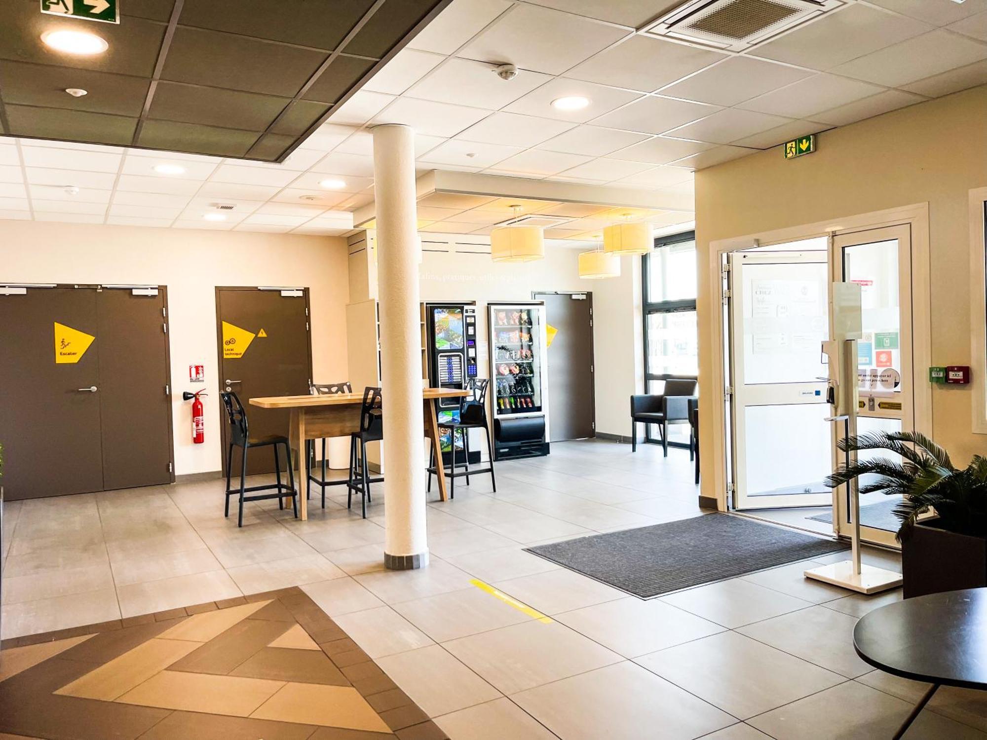 B&B Hotel Montelimar Sud 外观 照片